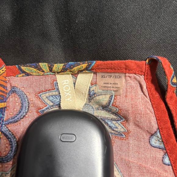 Cute short set Roxy ( top)  & 7th Ave Brand (bottom) from NY&CO. - Picture 5 of 6